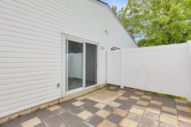 3545 Broadleaf Lane, Columbus, OH 43224