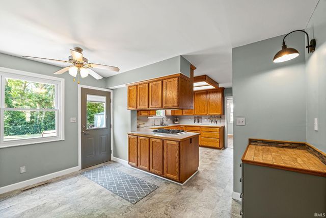 2861 Linda W Lane, West Lafayette, IN 47906