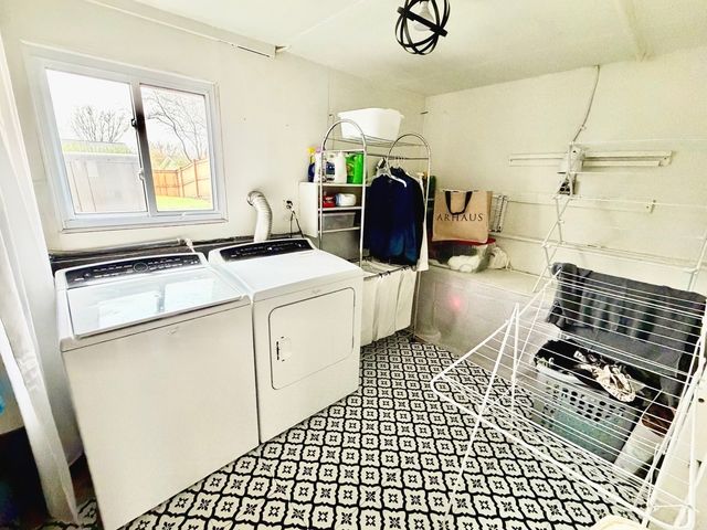 6418 Bradley Drive, Woodridge, IL 60517