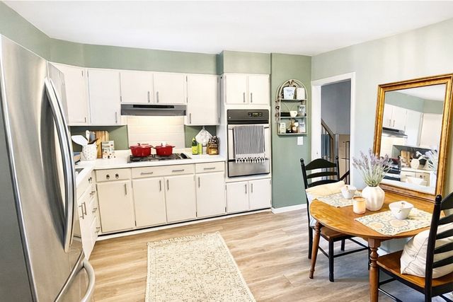 6418 Bradley Drive, Woodridge, IL 60517