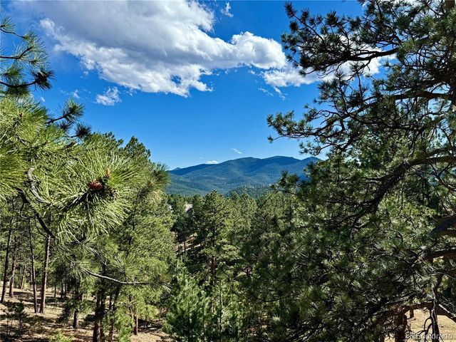 2360 Juniper Ct, Golden, CO 80401