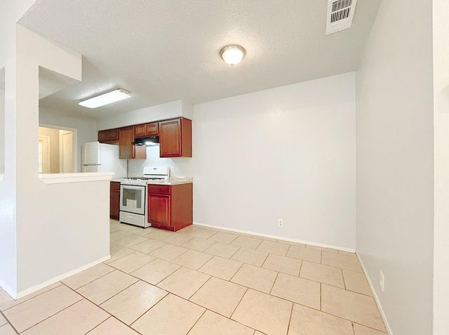 12414 Deer Falls DR A, Austin, TX 78729