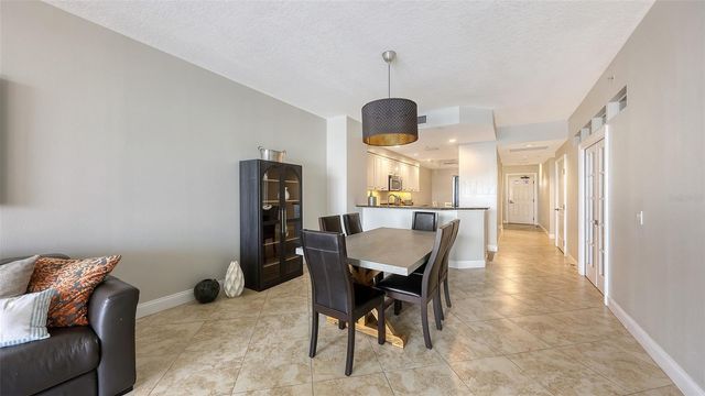 606 RIVIERA DUNES WAY 207, Palmetto, FL 34221