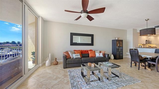 606 RIVIERA DUNES WAY 207, Palmetto, FL 34221