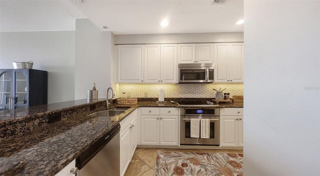 606 RIVIERA DUNES WAY 207, Palmetto, FL 34221