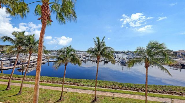 606 RIVIERA DUNES WAY 207, Palmetto, FL 34221