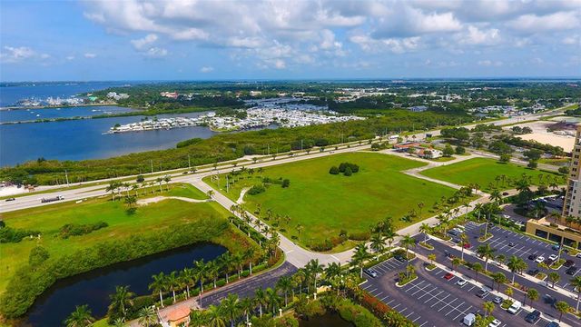 606 RIVIERA DUNES WAY 207, Palmetto, FL 34221
