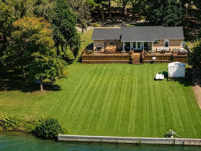 150 Edgewater Way, Point Blank, TX 77364