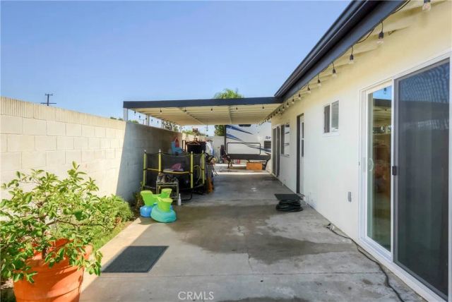 11445 184th, Artesia, CA 90701
