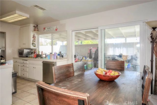 11445 184th, Artesia, CA 90701