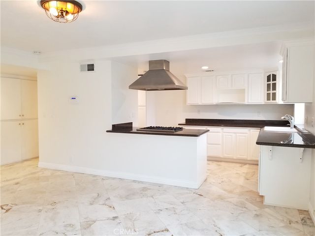 2863 Serang Place, Costa Mesa, CA 92626