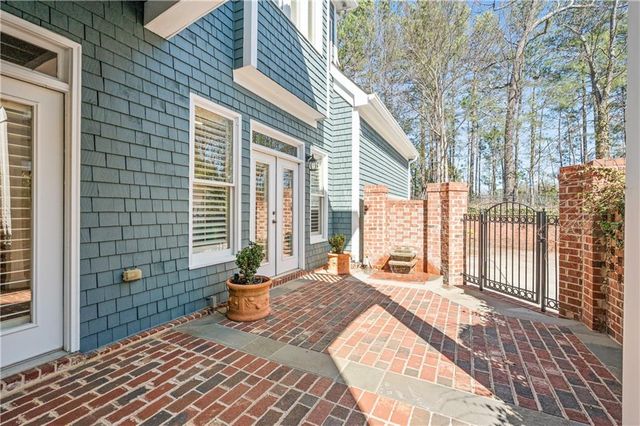 932 Manor Parc Drive, Decatur, GA 30033