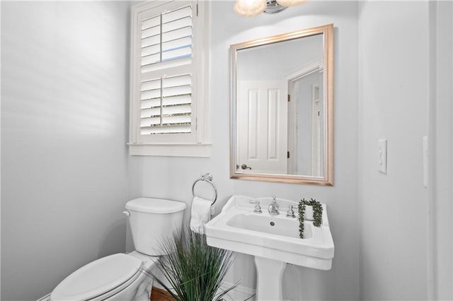 932 Manor Parc Drive, Decatur, GA 30033