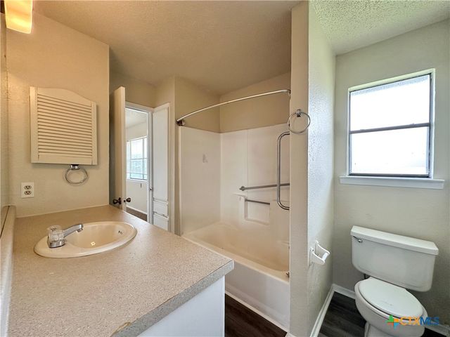1302 Royal Crest Drive, Killeen, TX 76549