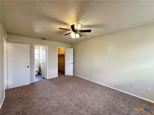 1302 Royal Crest Drive, Killeen, TX 76549