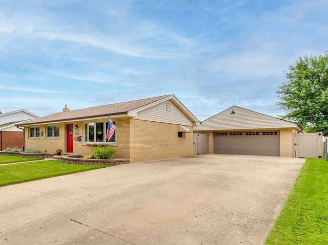 574 GEORGE Street, Wood Dale, IL 60191