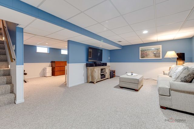 574 GEORGE Street, Wood Dale, IL 60191