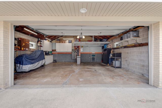 574 GEORGE Street, Wood Dale, IL 60191