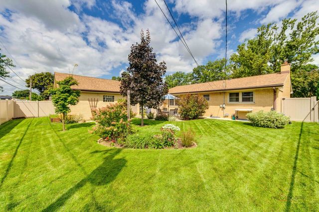574 GEORGE Street, Wood Dale, IL 60191