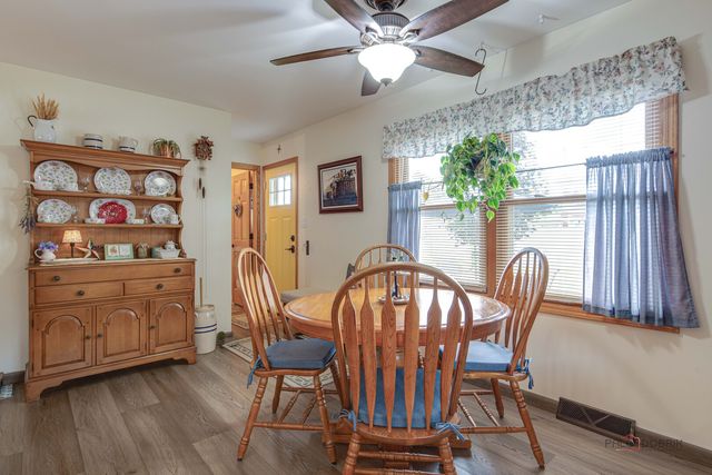 574 GEORGE Street, Wood Dale, IL 60191