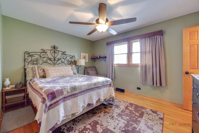 574 GEORGE Street, Wood Dale, IL 60191