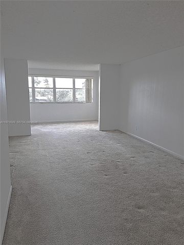 2635 NW 104th Ave 310, Sunrise, FL 33322