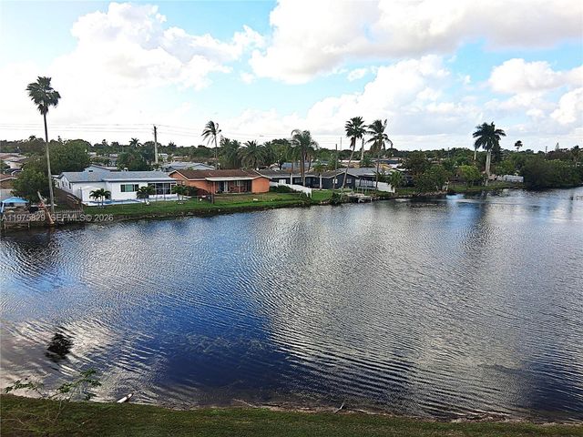 2635 NW 104th Ave 310, Sunrise, FL 33322