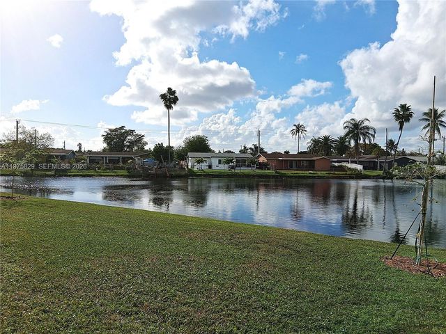 2635 NW 104th Ave 310, Sunrise, FL 33322