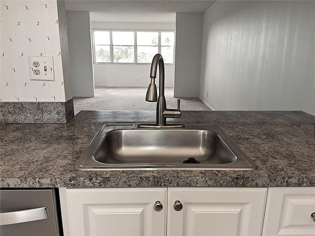 2635 NW 104th Ave 310, Sunrise, FL 33322