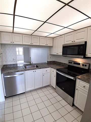 2635 NW 104th Ave 310, Sunrise, FL 33322