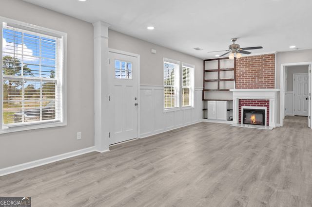 261 LaGrange Street, Newnan, GA 30263