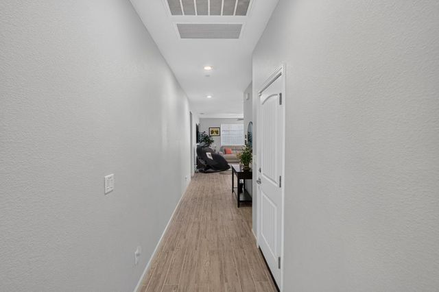 8138 Scrimshaw Way, Sacramento, CA 95829