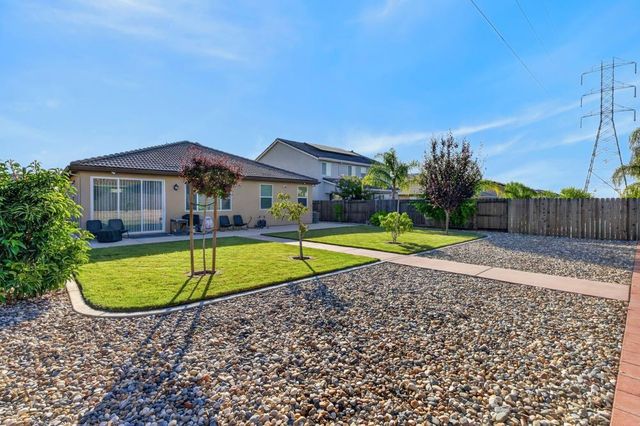 8138 Scrimshaw Way, Sacramento, CA 95829