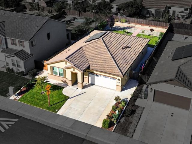 8138 Scrimshaw Way, Sacramento, CA 95829