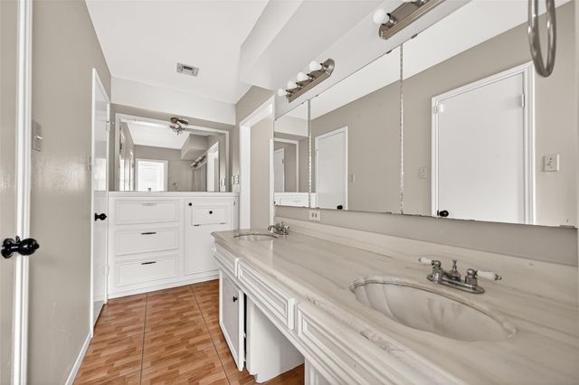 2003 Point Clear Court, Missouri City, TX 77459