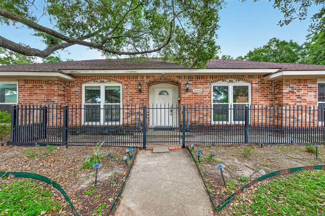 2003 Point Clear Court, Missouri City, TX 77459