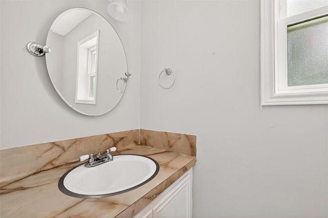 2003 Point Clear Court, Missouri City, TX 77459