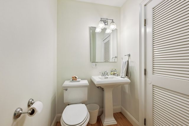 173 H St 2, Boston, MA 02127