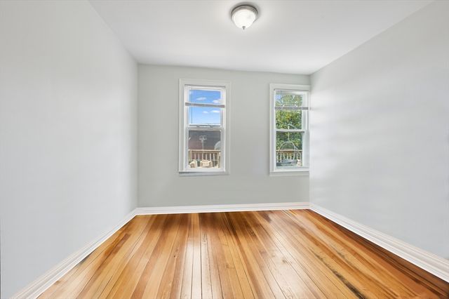 173 H St 2, Boston, MA 02127