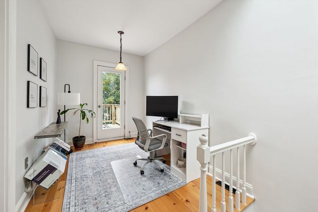 173 H St 2, Boston, MA 02127