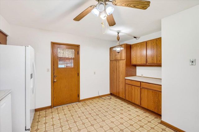 818 River Road, Deforest, WI 53532
