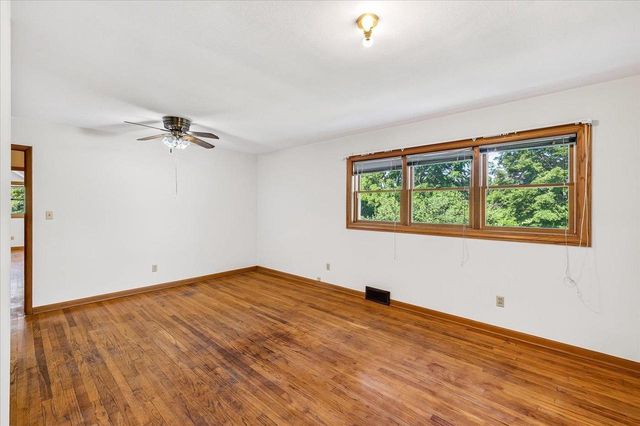 818 River Road, Deforest, WI 53532