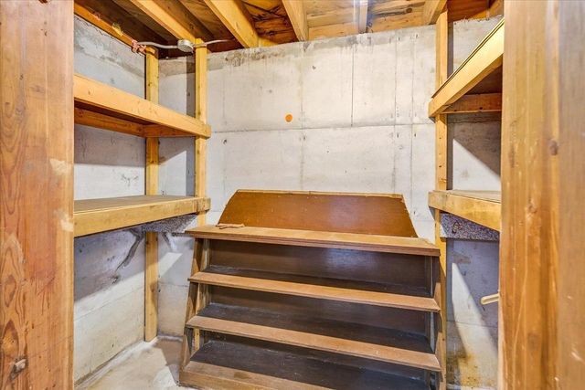 818 River Road, Deforest, WI 53532