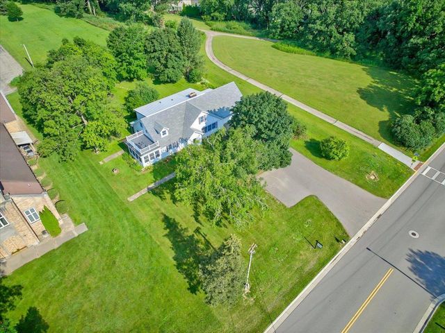 818 River Road, Deforest, WI 53532