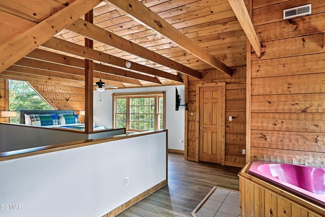 3860 Katelyns Lane, Sevierville, TN 37876