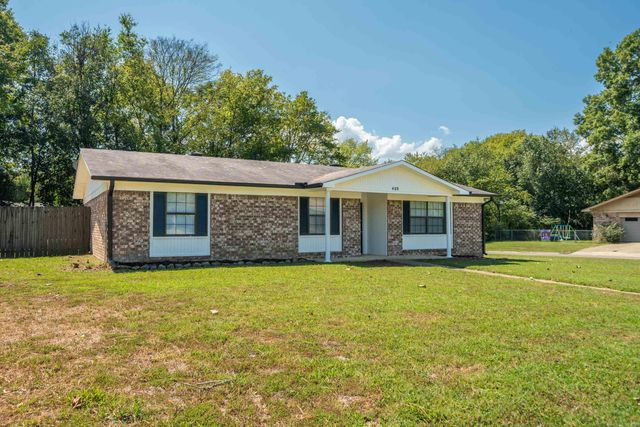 423 Pine Meadows Loop, Hot Springs, AR 71901