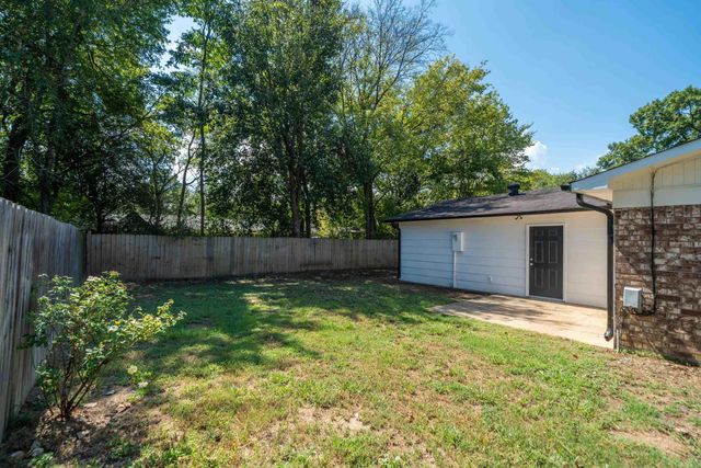 423 Pine Meadows Loop, Hot Springs, AR 71901