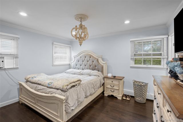 30 Marbeth Circle, Miller Place, NY 11764