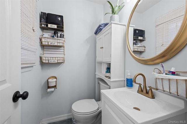 30 Marbeth Circle, Miller Place, NY 11764