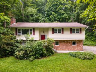 39 Knollwood Lane, Cold Spring, NY 10516